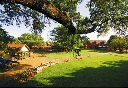 29 April - 2 May - Sondela "Gold Crown" Nature Reserve - LOOOONG WEEKEND