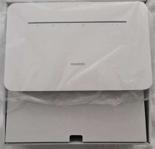 HUAWEI B535 4G Router 3 Pro n White - MINT Factory Unlocked for any network Extremely Fast -Boxed!