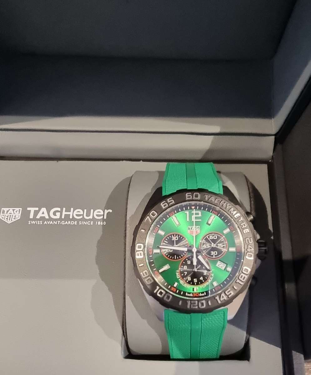 Tag Heuer F1 Chronograpgh 43mm CAZ1010AP.FT8056 2023 GREEN - COMPLETE - MINT!
