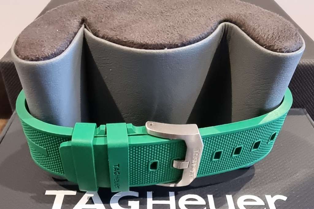 Tag Heuer F1 Chronograpgh 43mm CAZ1010AP.FT8056 2023 GREEN - COMPLETE - MINT!