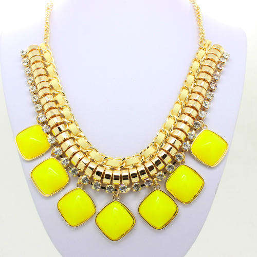 New Arrival Gold Chain Candy Color Resin Ribbon Bib Statement Chunky Necklaces