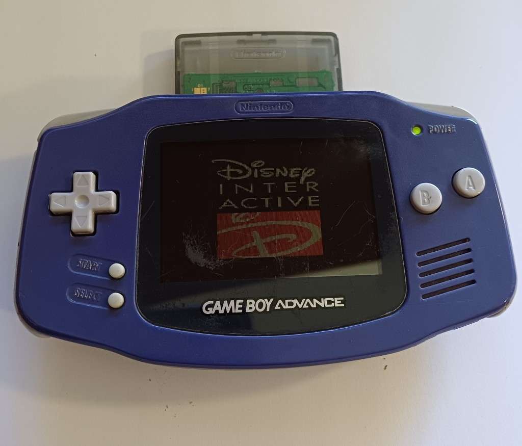 Gameboy Advance (Purple) *Missing Battery Cover*