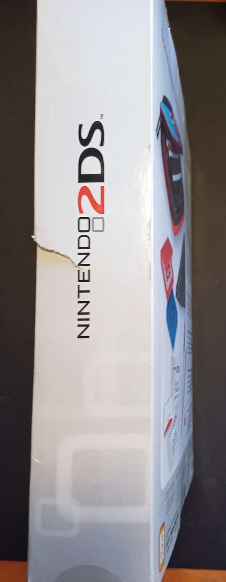 Nintendo 2DS Accessory pack (Official Licensed) Game Traveler Essentials Pack (Sealed)