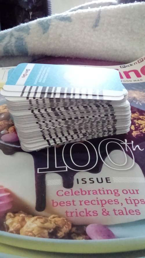 107 Pick n Pay Super Animals cards assorted