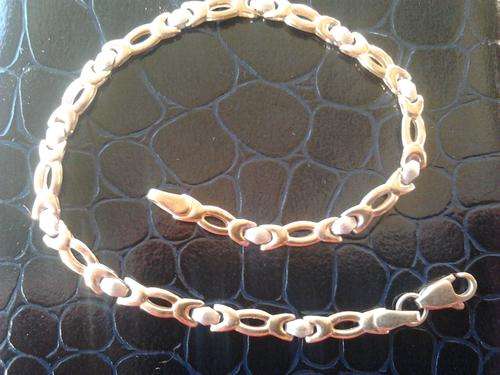 Beautiful !!! Solid 9ct yellow & white gold bracelet