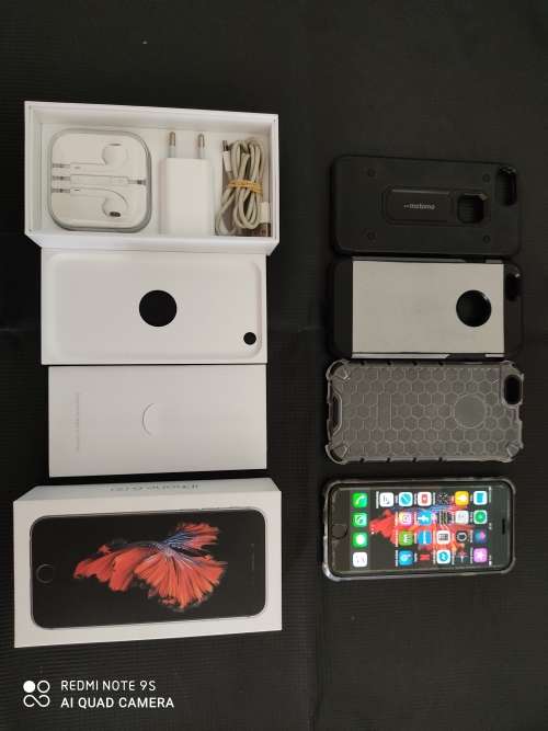 Boxed Iphone 6S 32GB All accessories included