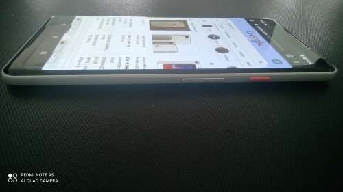 ***Amazing ,Scarce GOOGLE PIXEL 2XL***128GB Storage ***4GB RAM***SNAPDRAGON 835