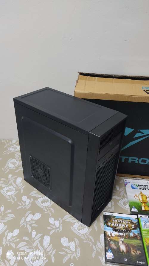 Amazing Intel i7 PC with ***2GB Nvidia Graphics***8GB DDR3 Ram***500GB HDD***3 Sealed Games**