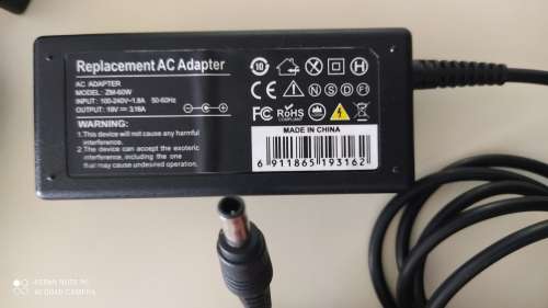 6 x Laptop Chargers for the Price of One *** Untested , sold as is***