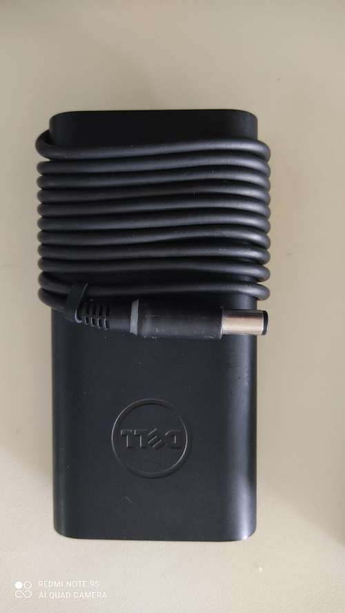 6 x Laptop Chargers for the Price of One *** Untested , sold as is***