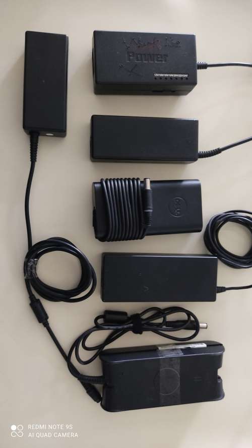 6 x Laptop Chargers for the Price of One *** Untested , sold as is***