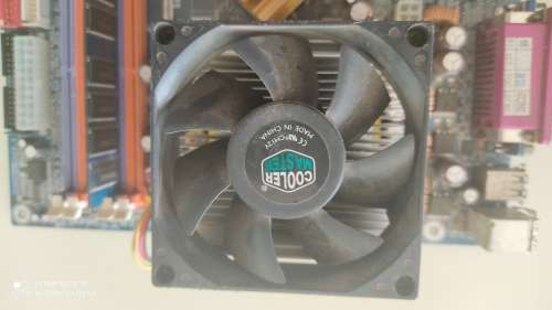 Gigabyte 81G1000MK Gaming Board + Cooler Master CPU Cooler + Pentium 4 3.0GHz  *Working*