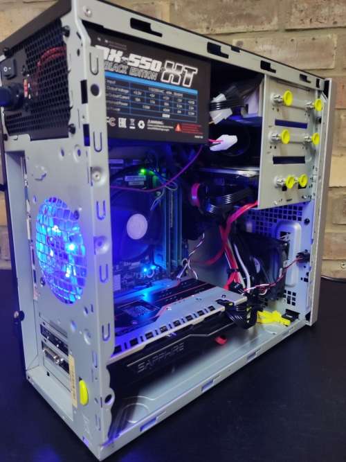 Great Sleeper Gaming PC**Intel Core i7**RX570 4GB**8GB Ram**SSD+HDD**550W PSU**