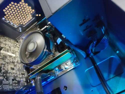 DEAL**Gaming PC**i5 6600 Quad Core**MSI Motherboard**Nvidia GTX960 Graphics Card**8GB Ram**128GB SSD