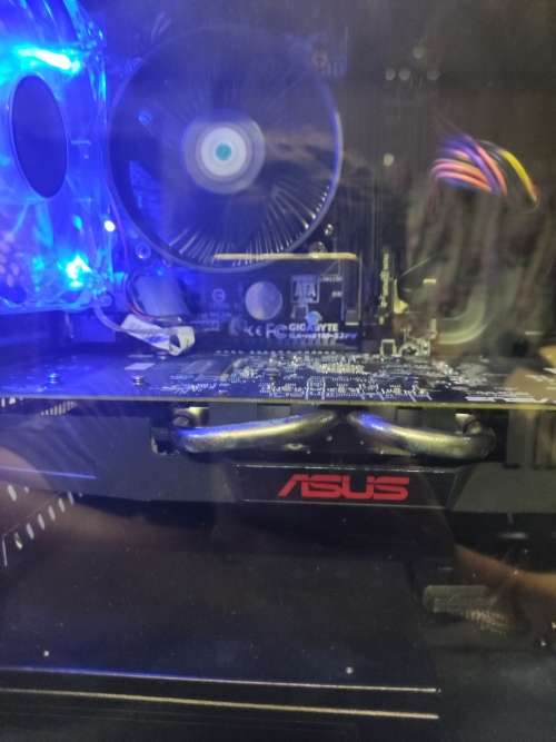 DeepCool Gaming PC**Intel Core i7**Asus RX570 4GB Graphics Card**128GB SSD**500W PSU**