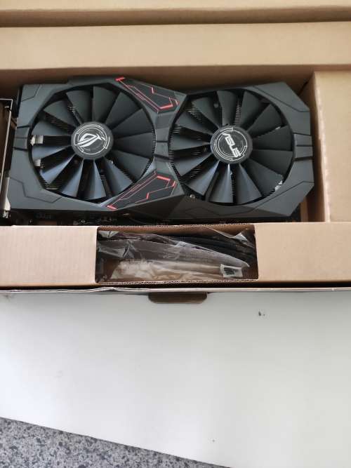 **Boxed**Asus Strix Gaming RX570 4GB Graphics card**HDMI**GDDR5**RGB**