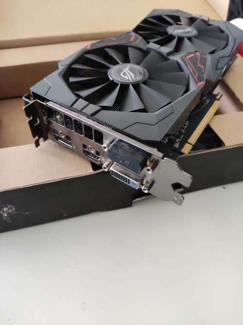 **Boxed**Asus Strix Gaming RX570 4GB Graphics card**HDMI**GDDR5**RGB**