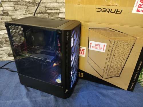 Ryzen 5 Gaming PC**16GB Ram**Aorus B450 Gaming Motherboard**RX570 Graphics Card**SSD+HDD**535W PSU**