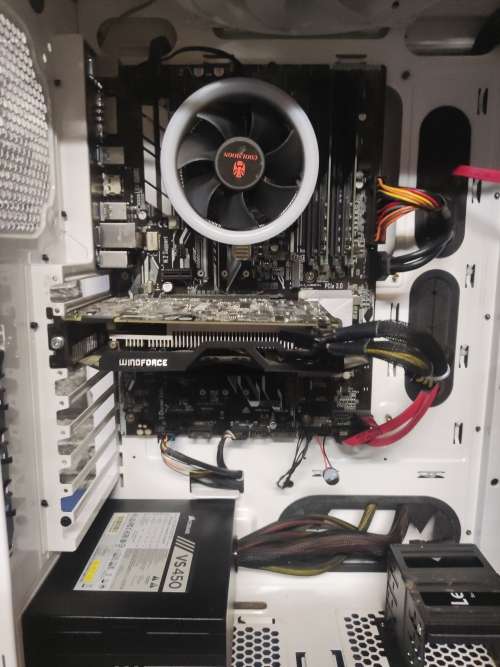 Coolermaster Case **CASE ONLY** None of the parts inside the case will be included. Empty Case Only