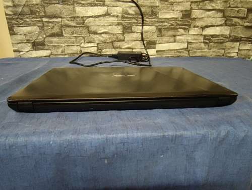 **Gaming Laptop**Asus FX753V**i7 7700HQ**16GB DDR4**GTX1050m 4GB**SSD+HDD**17 inch Full HD Screen