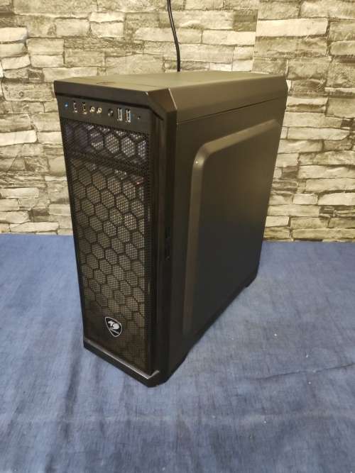 AMD Gaming PC**CVN X570 Gaming Frozen V14**AMD Ryzen 5 2400G**RX Vega 11 2GB Graphics**8GB DDR4 Ram