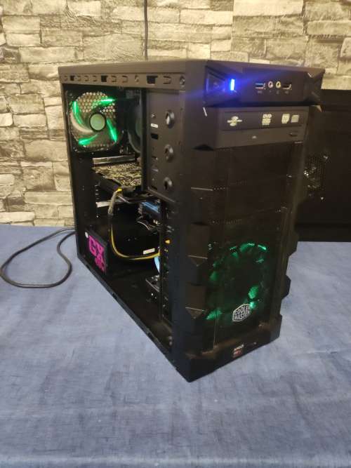 CoolerMaster Gaming PC**i5 Quad Core**GTX1060 Graphics Card**8GB DDR3 Ram**ASUS GAMING Board