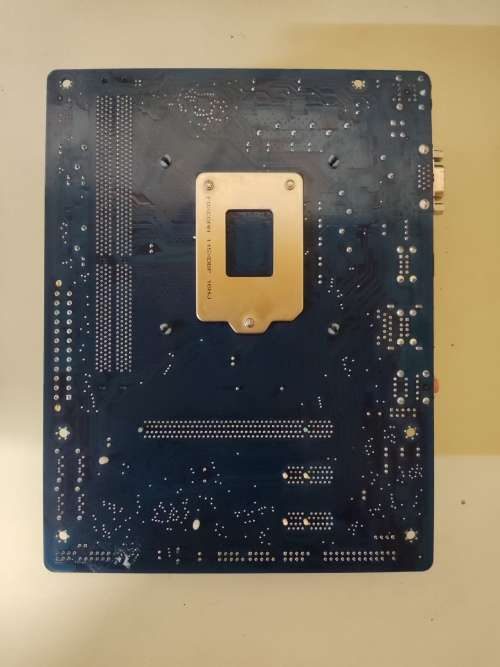 Intel Core i5 2400 Quad Core Motherboard Combo**Gigabyte H61 MotherBoard**8GB DDR3 Ram**CPU Cooler