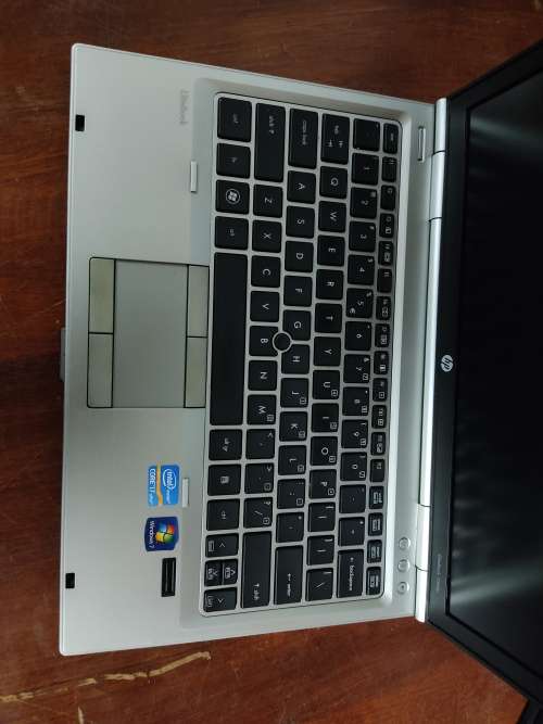 HP Elitebook 2560p Intel Core i5**4GB ram**OS Ubuntu**OS running from usb**160GB HDD**No DVD rom**