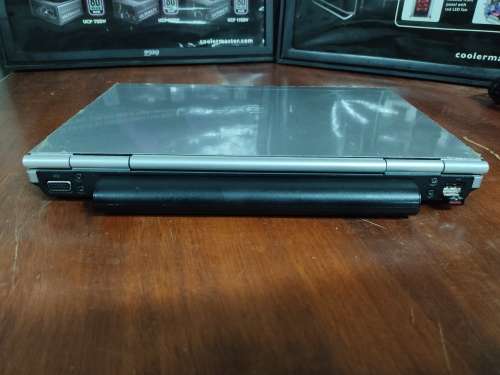 HP Elitebook 2560p Intel Core i5**4GB ram**OS Ubuntu**OS running from usb**160GB HDD**No DVD rom**