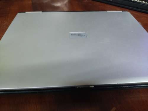 Siemens Amilo Intel Celeron Laptop**500GB**2GB Ram**Windows 7 Ultimate**