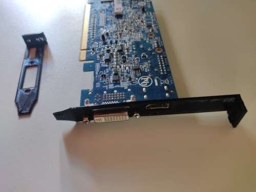 Gigabyte AMD Radeon HD5450 1GB Graphics Card**Low Profile Bracket included**Perfectly working