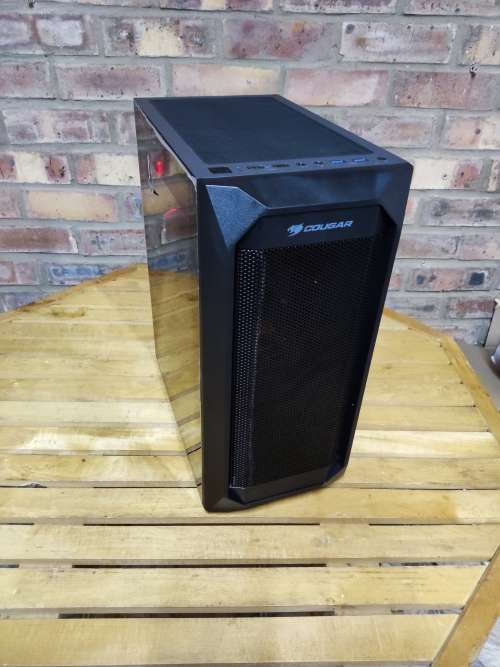 4.2GHz Core i7 7700**16GB DDR4 Ram**Cougar Gaming PC Case**1000GB
