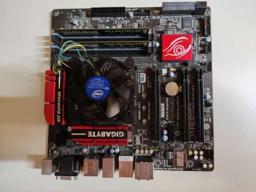 Core i7 4770 + Gigabyte Gaming G1 Motherboard + 8GB Samsung Ram + CPU Cooler