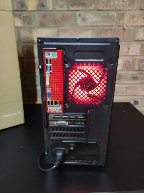 Amazing Gaming PC**RX580 8GB Graphics card**Quad Core i5**128GB SSD**MSI Motherboard