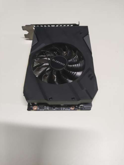 Gigabyte GTX1650 Super  4GB GDDR6 Graphics card**Looks Great**