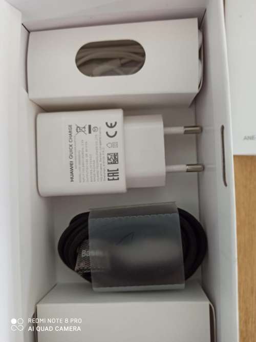 Huawei P20 lite ***Boxed*** Almost like new ***Free Gift*** No Reserve