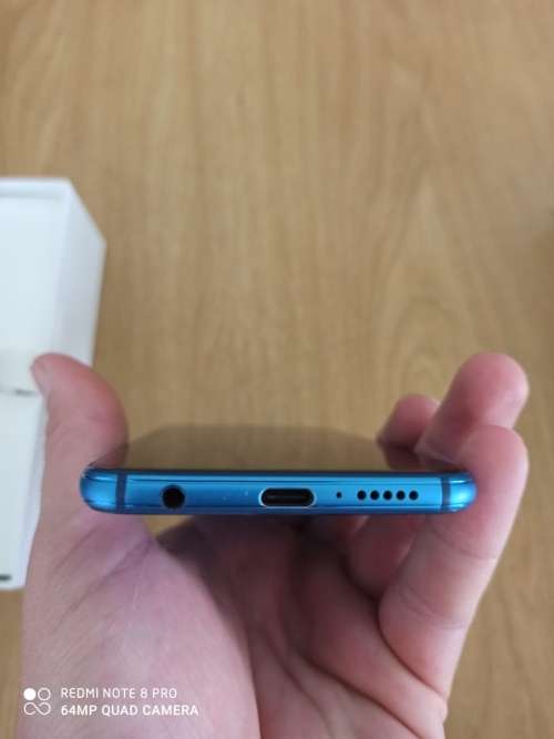 Huawei P20 lite ***Boxed*** Almost like new ***Free Gift*** No Reserve