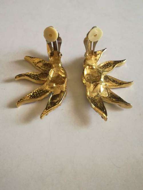 1950's  = 2 Piece - Green leaf with Diamanté Brooch & Clip on Earrings