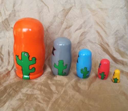 5 Piece nesting dolls -  Karoo