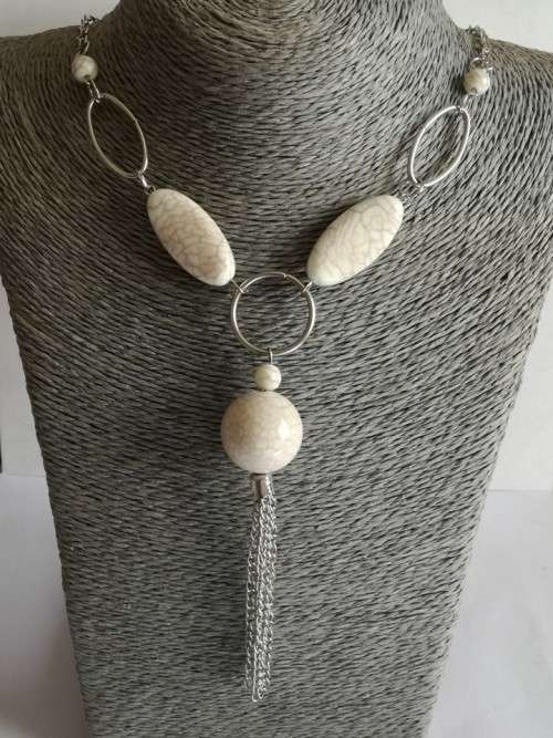 Beige Striped Stones Nekclace