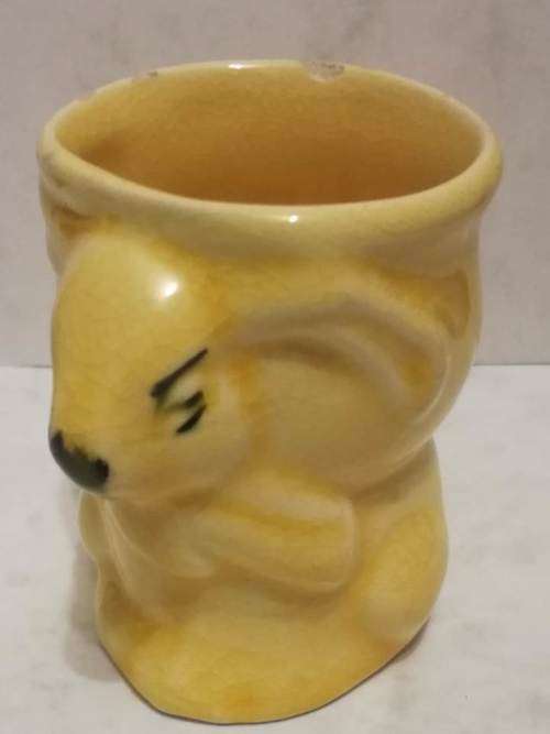 Vintage Royal Art Potteries Longton `C`  -   Yellow Rabbit Egg  Holder