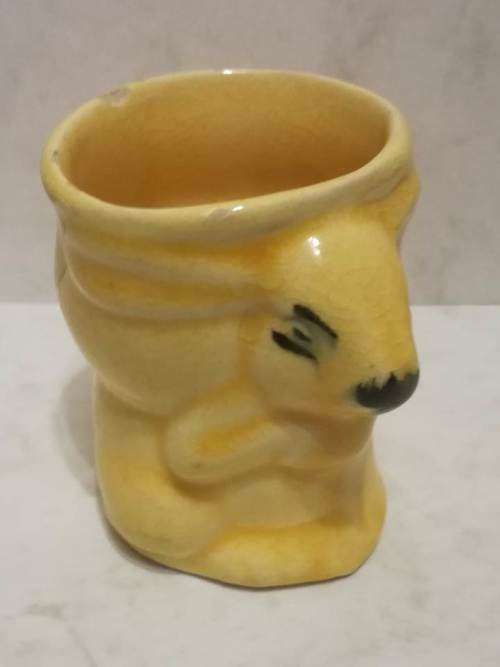 Vintage Royal Art Potteries Longton `C`  -   Yellow Rabbit Egg  Holder