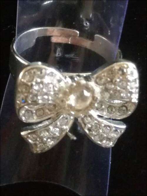 3 Piece - Ribbon - Silver tone with faux pearl and diamanté