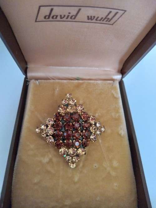 Vintage Brooch - Gold Plated 40 Rhinestone brooch - David Wuhl