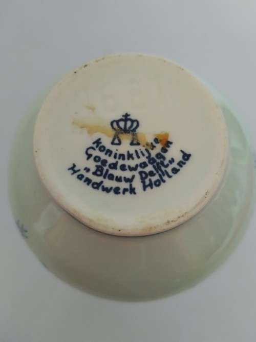 `Clearance Sale` - Blue Tone Delft Vase with Crown Marking