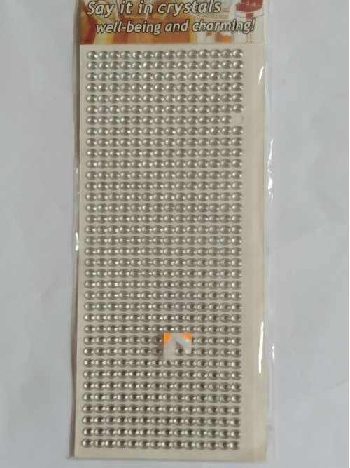 Self-adhesive rhinestone crystals/beads - 6mm