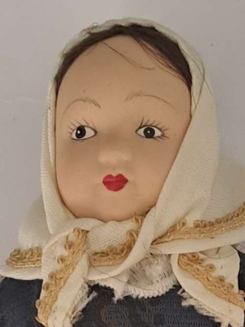 Porcelain dolls of the world - Romania