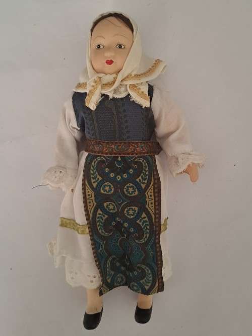 Porcelain dolls of the world - Romania