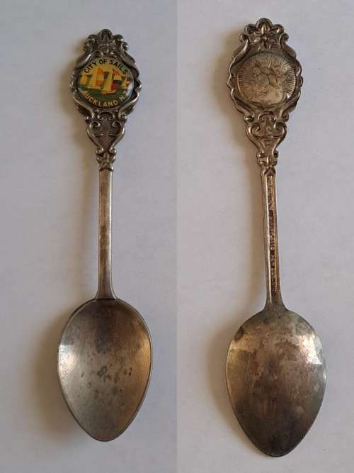 Vintage souvenir spoon -City of sails -  Auckland NZ -  Perfection silver plated -New Zealand