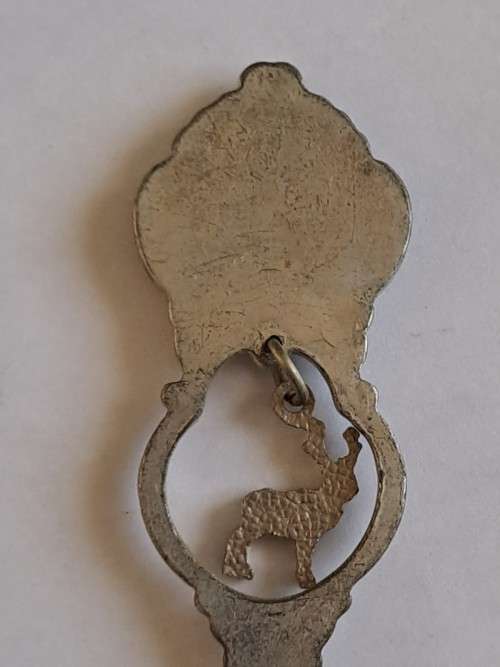 Vintage souvenir spoon -Deerworld -  Taupo -  New Zealand
